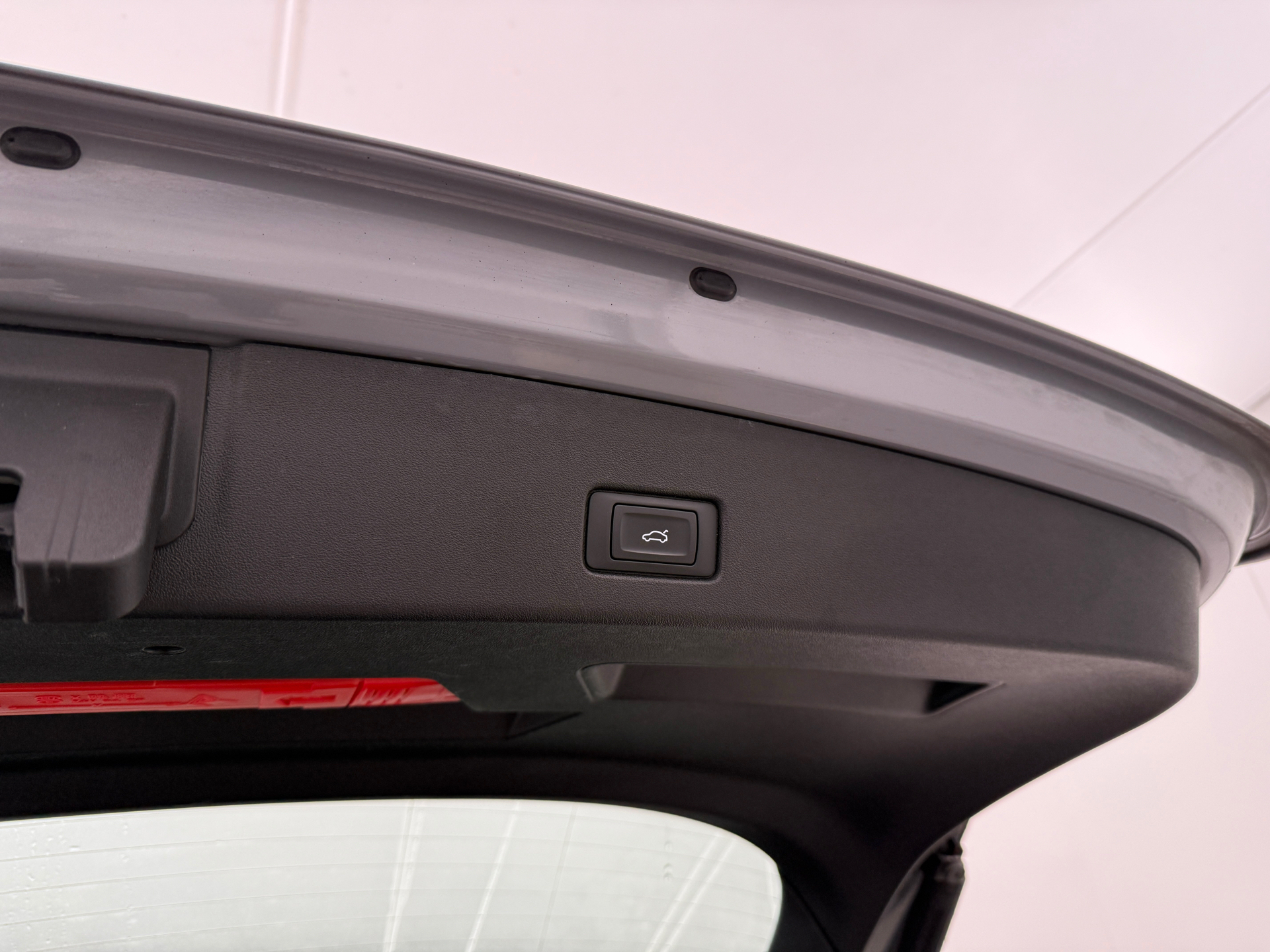 Grå Audi Q4 fra 2021