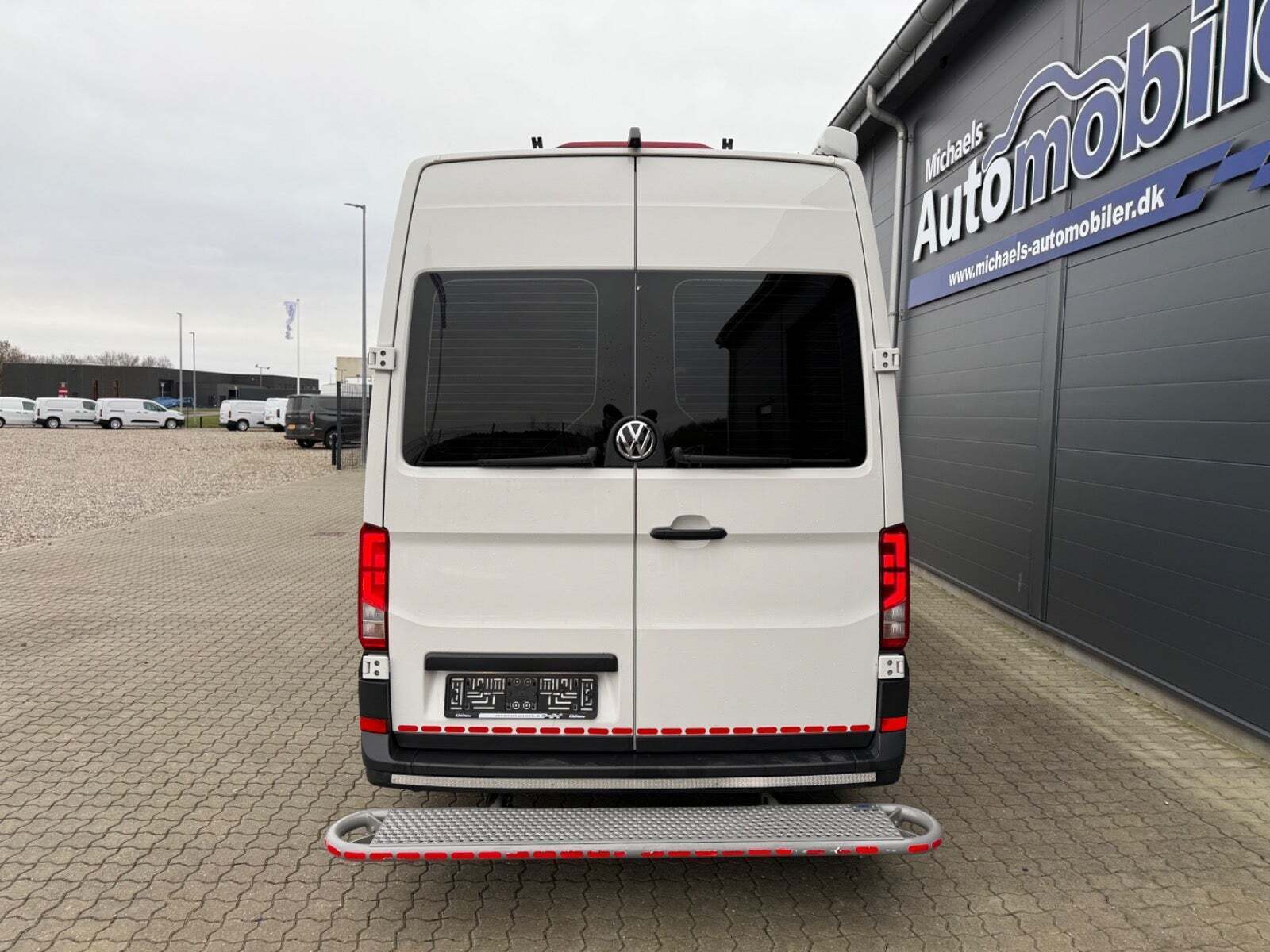 VW Crafter 35 2,0 TDi 177 Kassevogn L3H2 4Motion