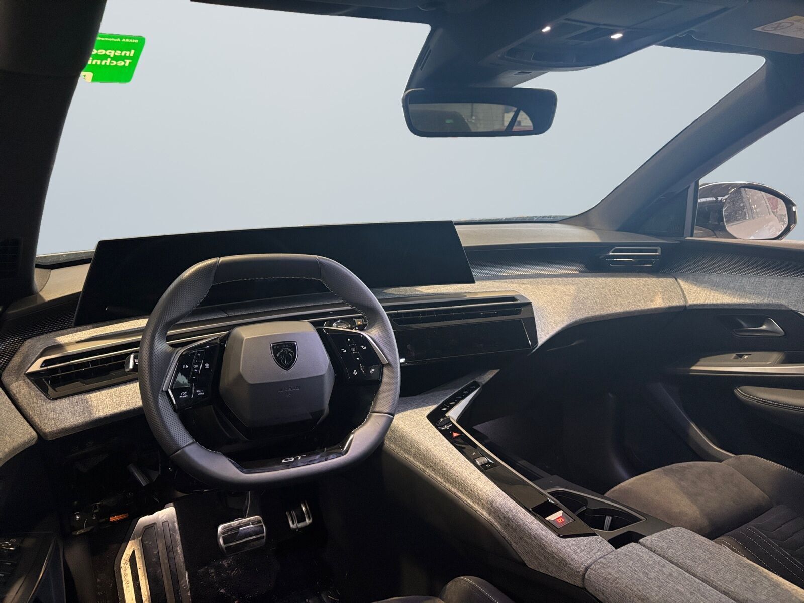 Peugeot e-5008 77 GT 7prs