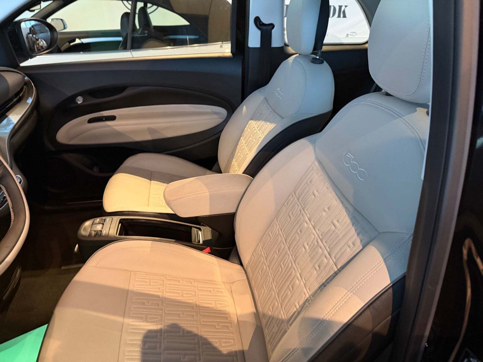 Fiat 500e 42 la Prima