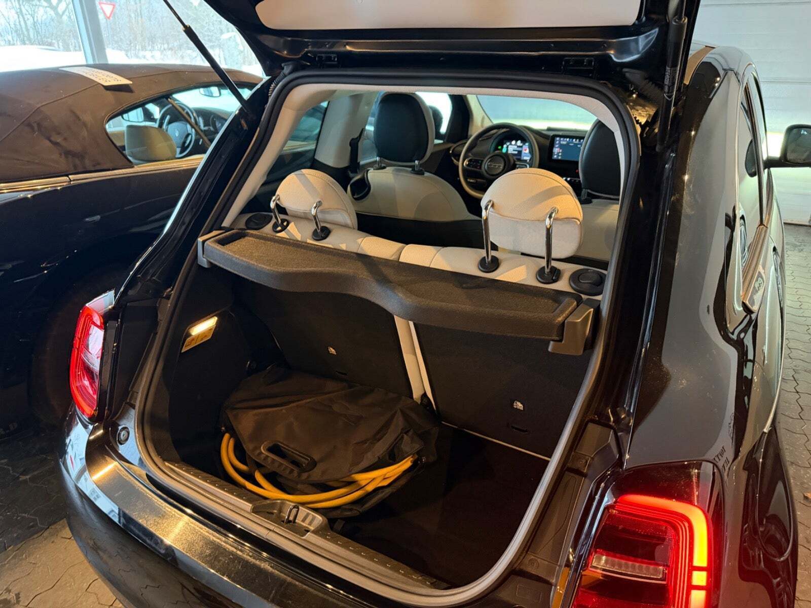 Sort Fiat 500e fra 2023