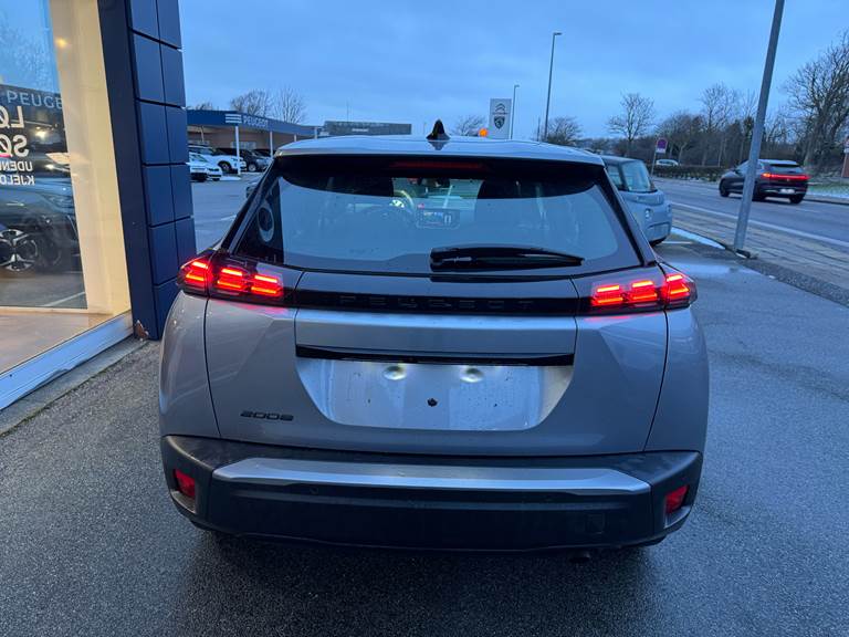 Peugeot 2008 1,2 PureTech Active+ 100HK 5d 6g