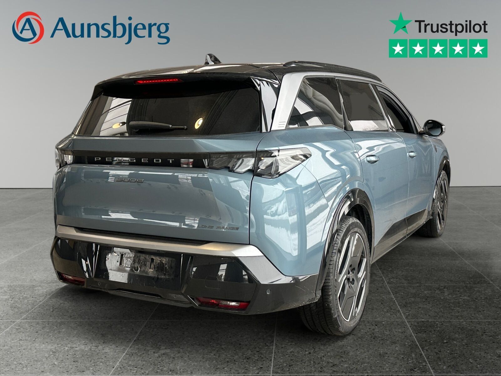 Peugeot e-5008 101 GT 7prs