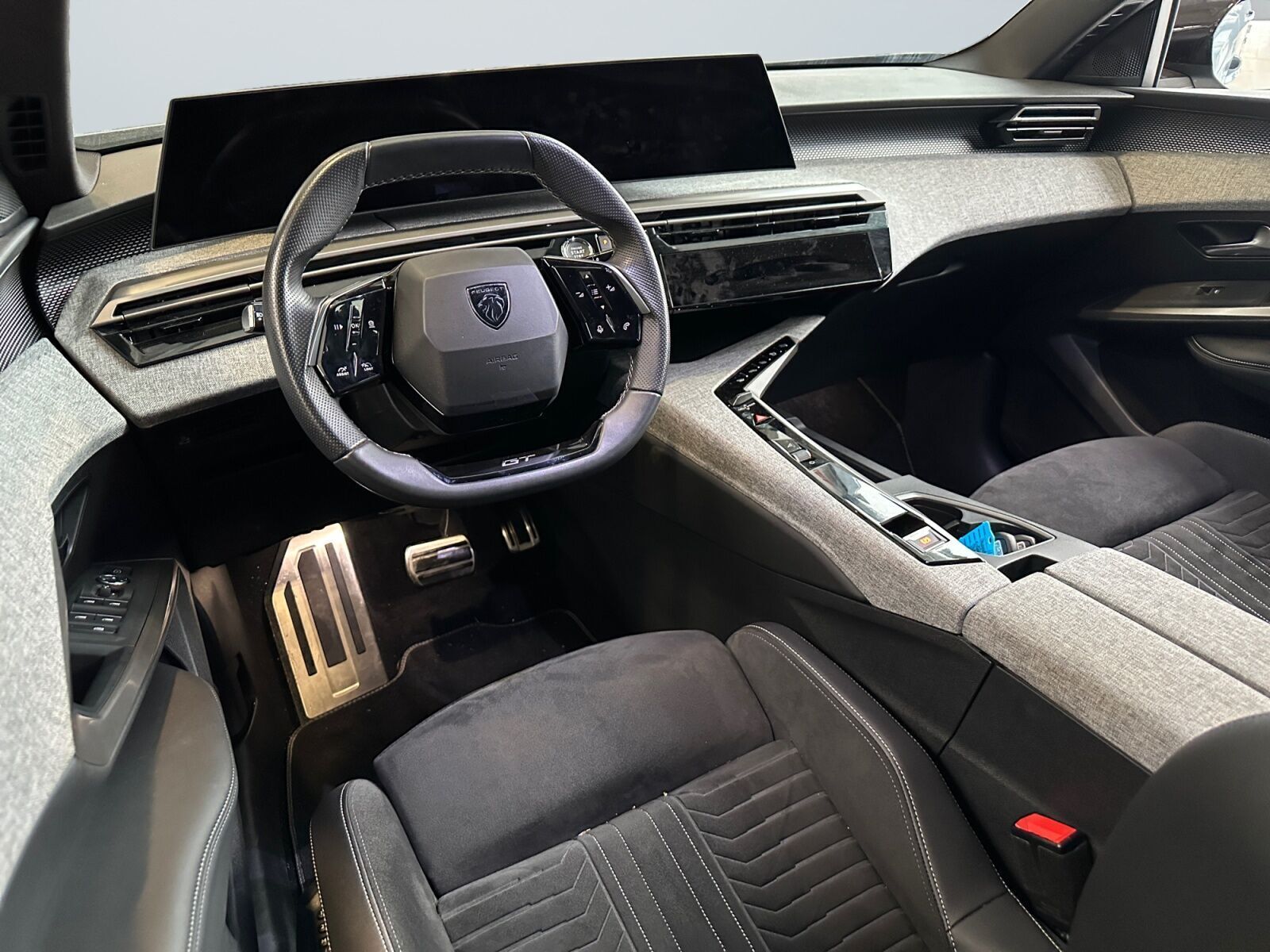 Peugeot e-5008 101 GT 7prs