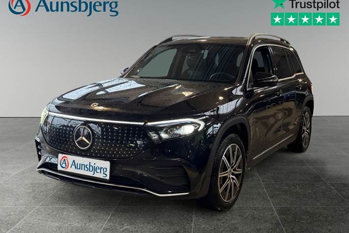 Sort Mercedes EQB250+ fra 2024 set udefra
