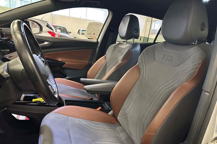 Hvid VW ID.4 fra 2022