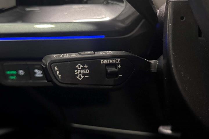 Hvid Audi Q4 e-tron fra 2024