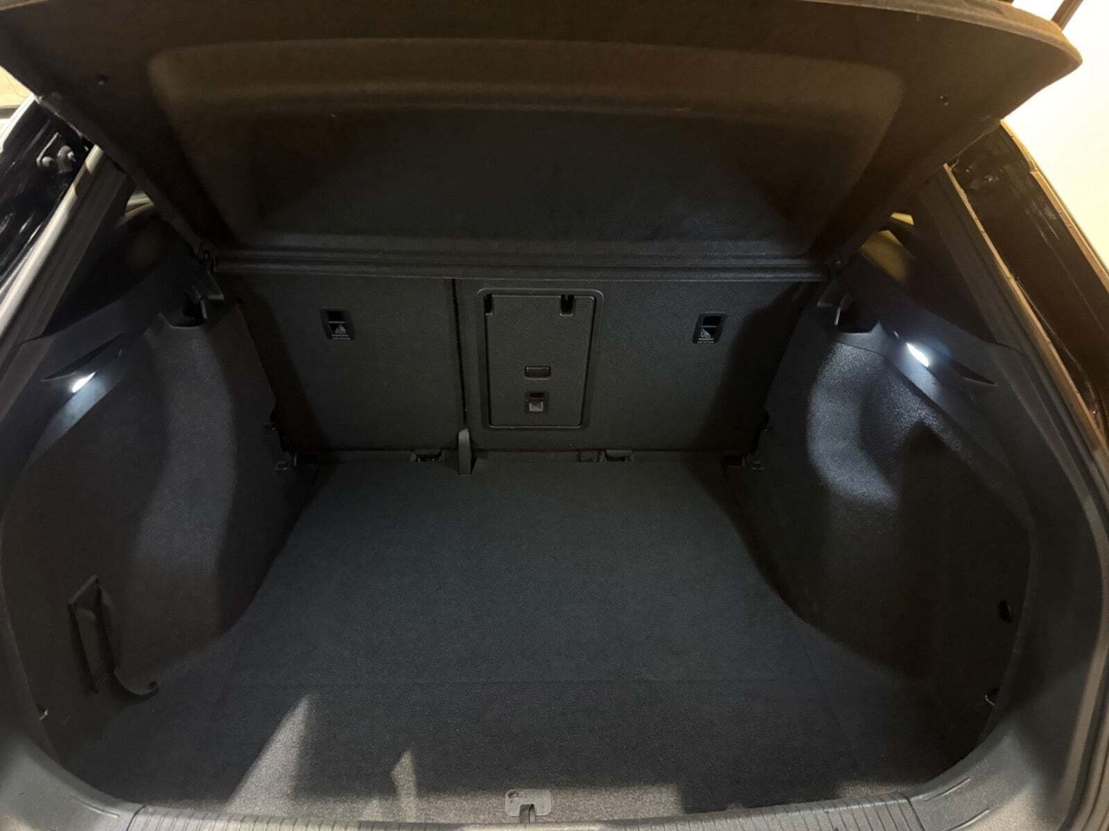 Grå VW ID.4 fra 2022