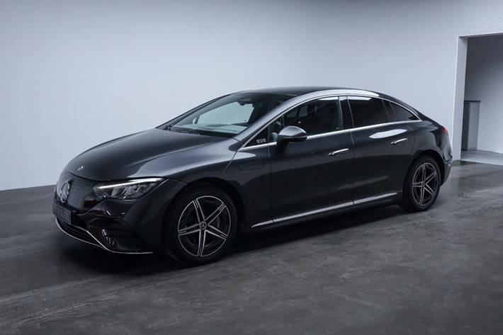 Grå Mercedes EQE350+ fra 2026