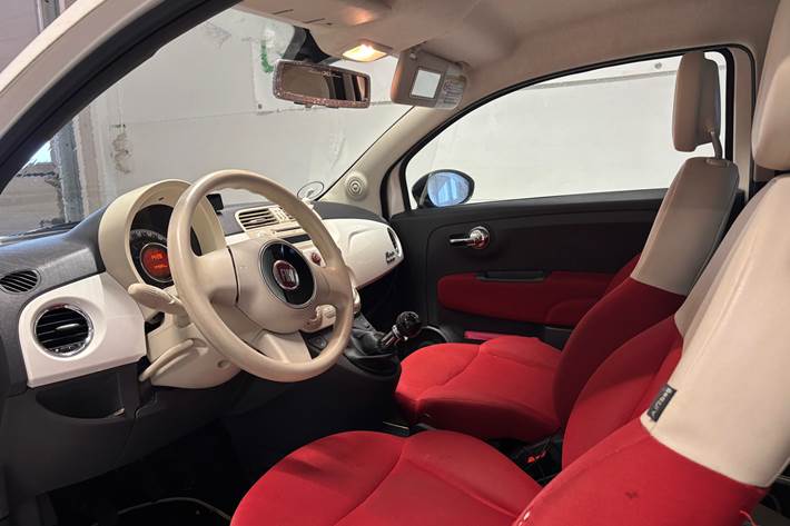 Hvid Fiat 500 fra 2008