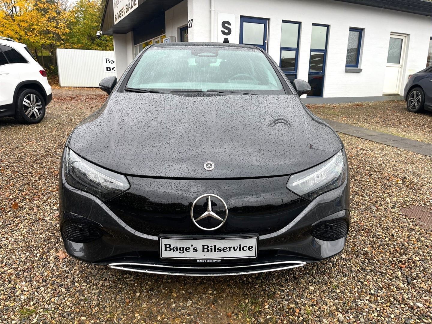 Mercedes EQE 300 Mercedes EQE300 Electric Art