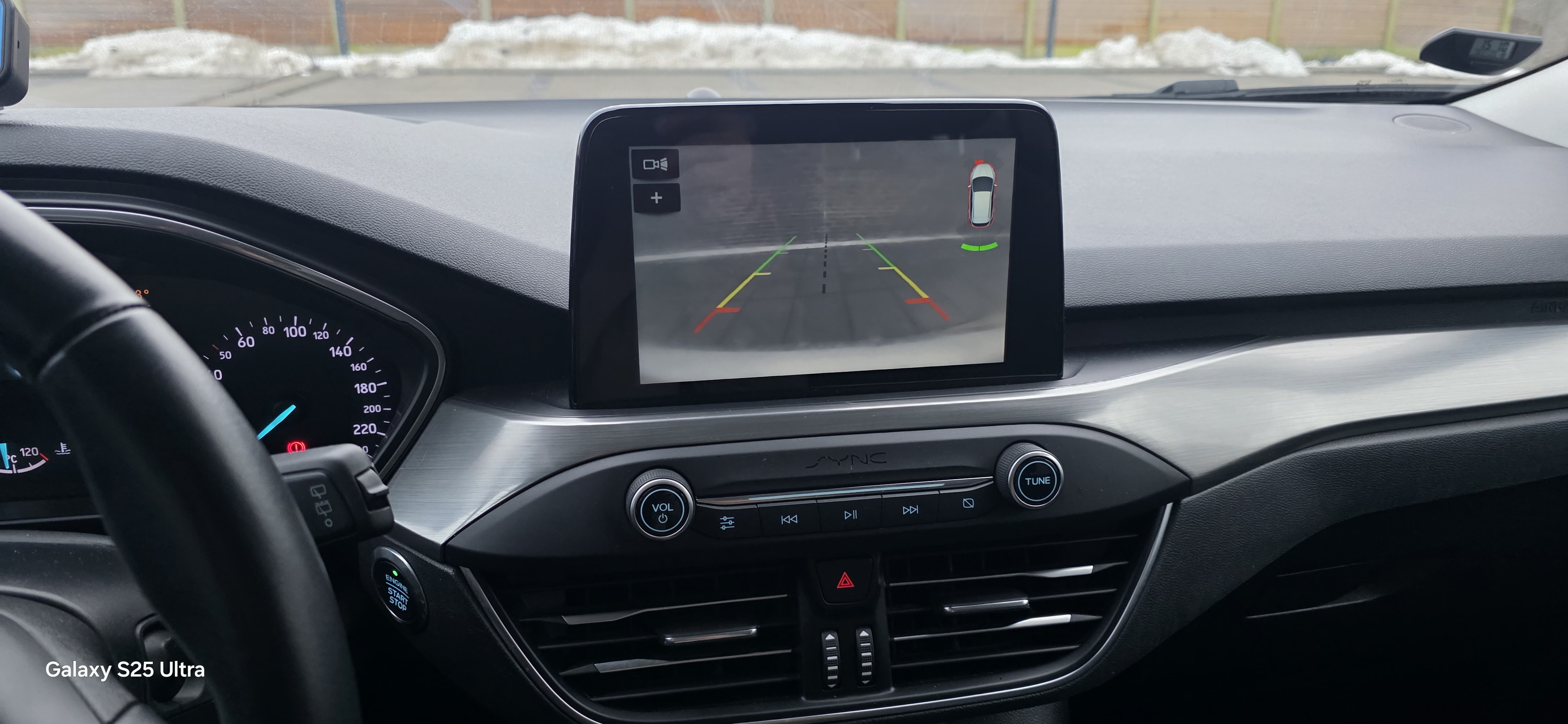 Grå Ford Focus fra 2019