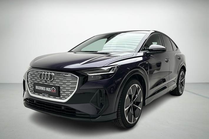 Lilla Audi Q4 fra 2024 set udefra