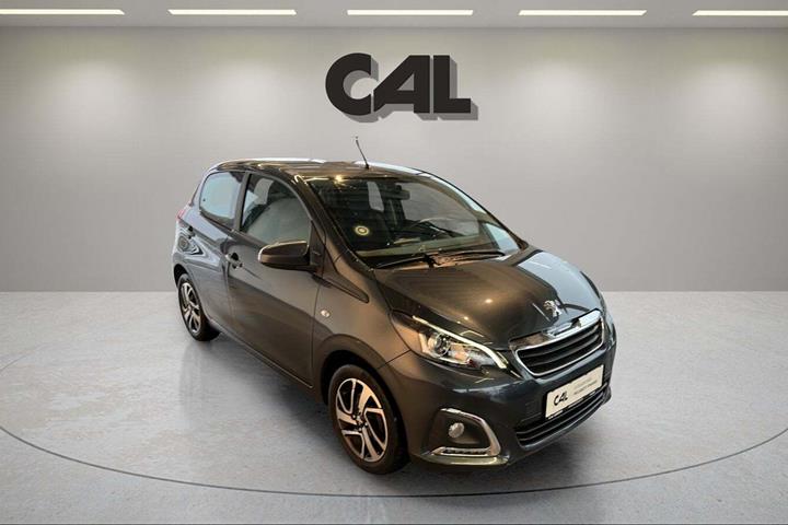 Grå Peugeot 108 fra 2020