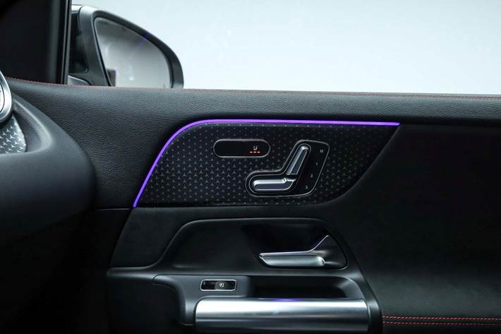 Sort Mercedes EQA250+ fra 2026