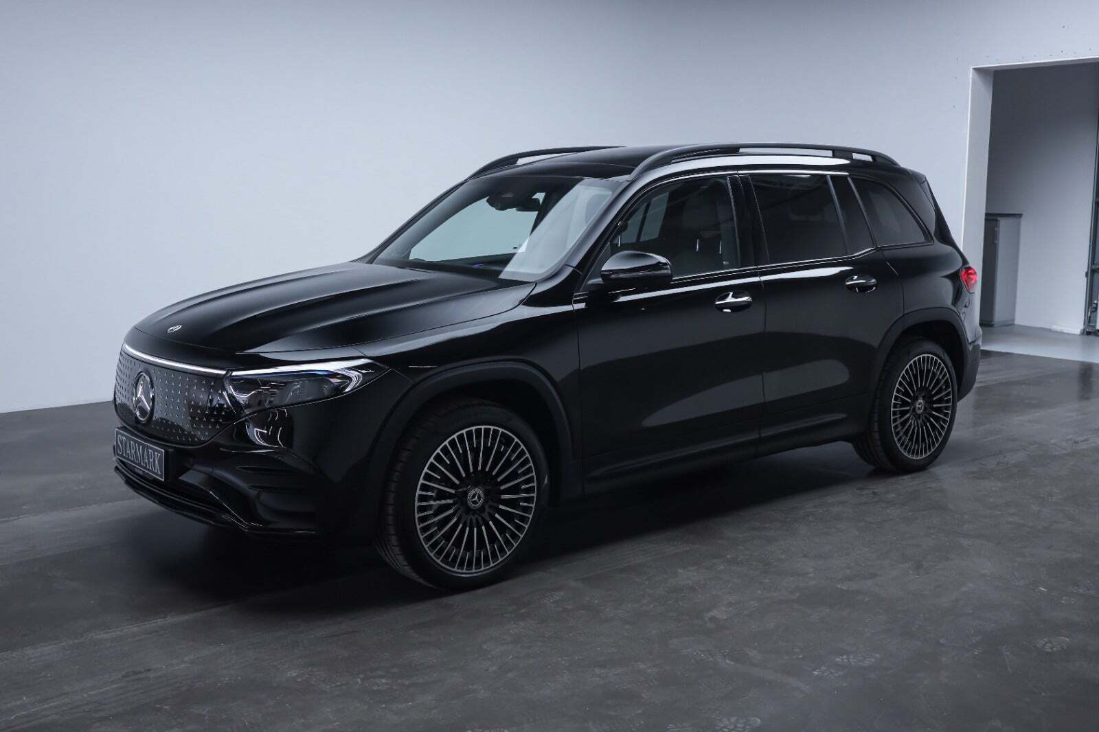 Mercedes EQB250+ AMG Premium