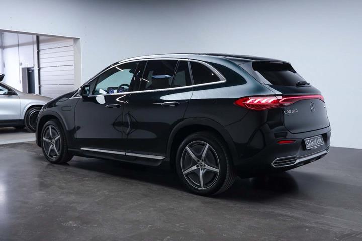 Grøn Mercedes EQE350 SUV fra 2024