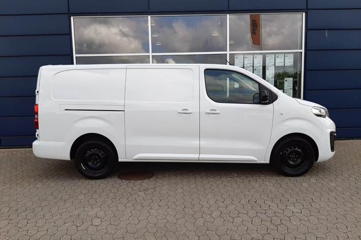 Hvid Peugeot Expert fra 2024