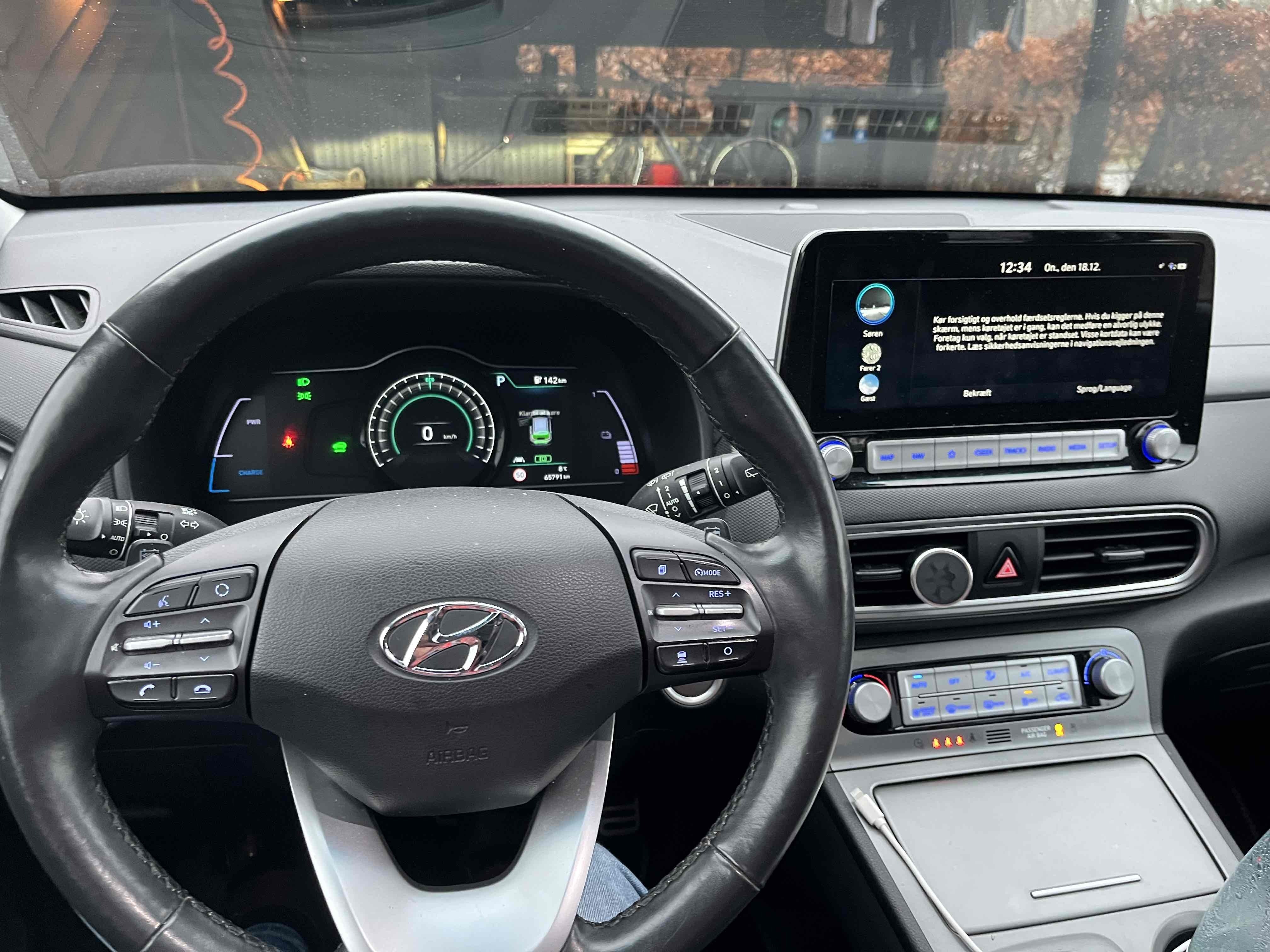 Rød Hyundai Kona fra 2020