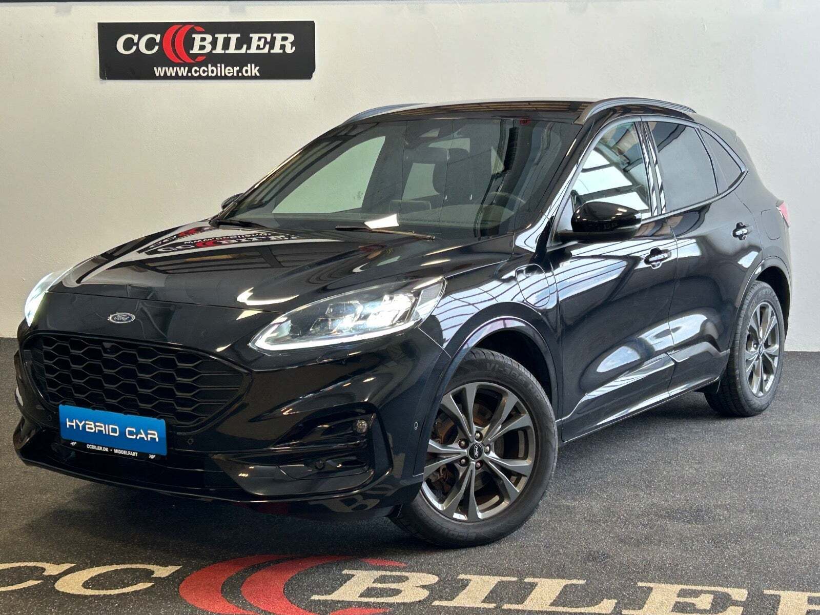 Ford Kuga 2,5 PHEV ST-Line X CVT