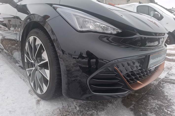 Sort Cupra Born fra 2025