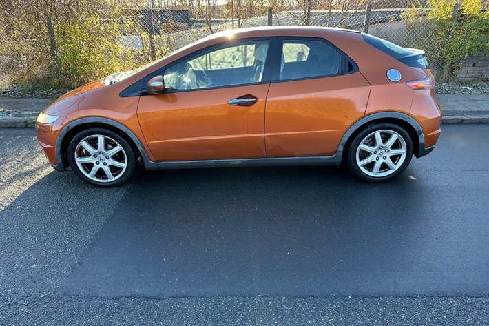 Grøn Honda Civic fra 2008