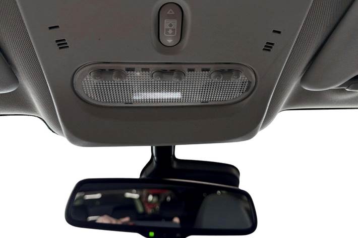 Grå Nissan Qashqai fra 2016