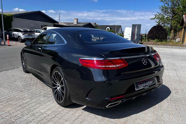 Sort Mercedes S500 fra 2016