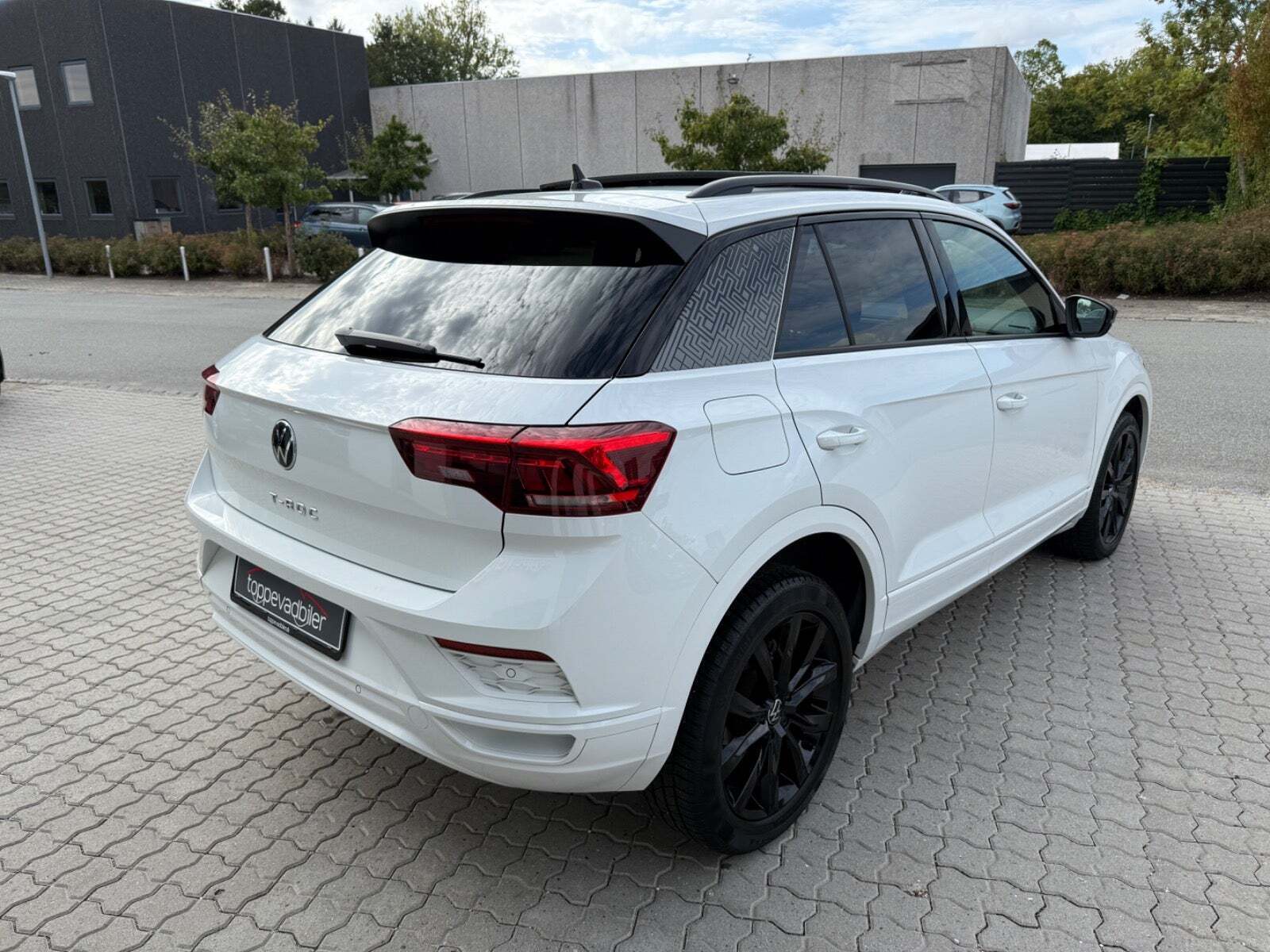 Hvid VW T-Roc fra 2021