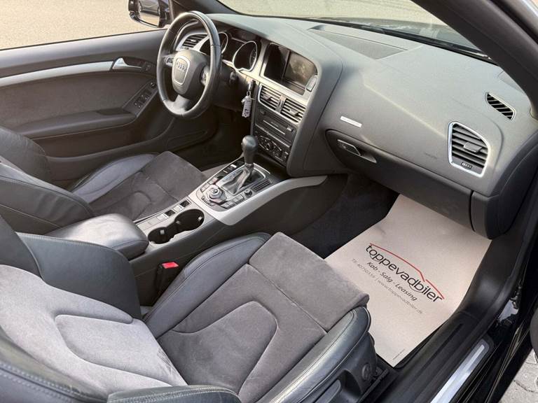 Audi A5 3,2 FSi Cabriolet quattro S-tr.