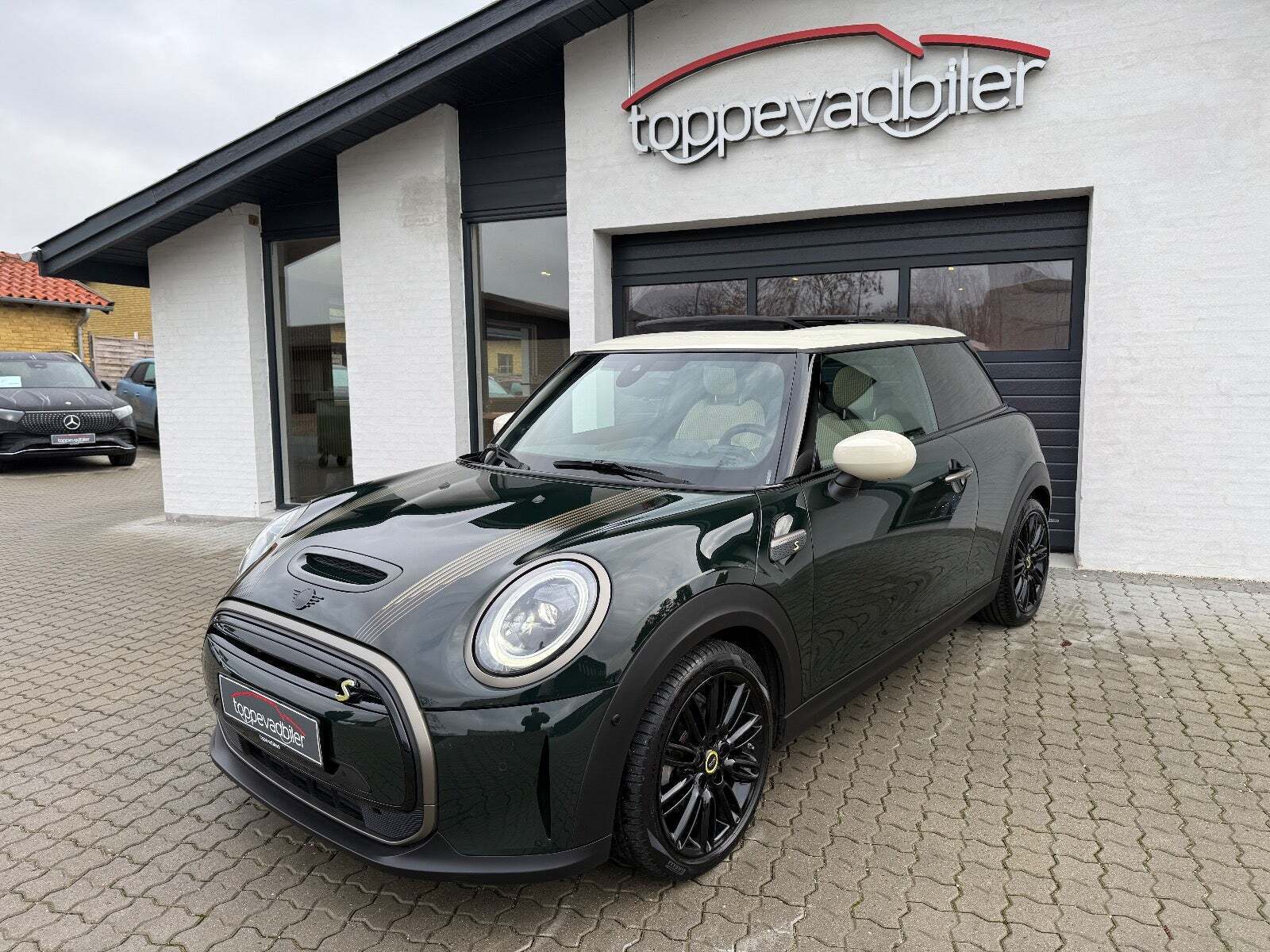 Mini Cooper SE Resolute Edition