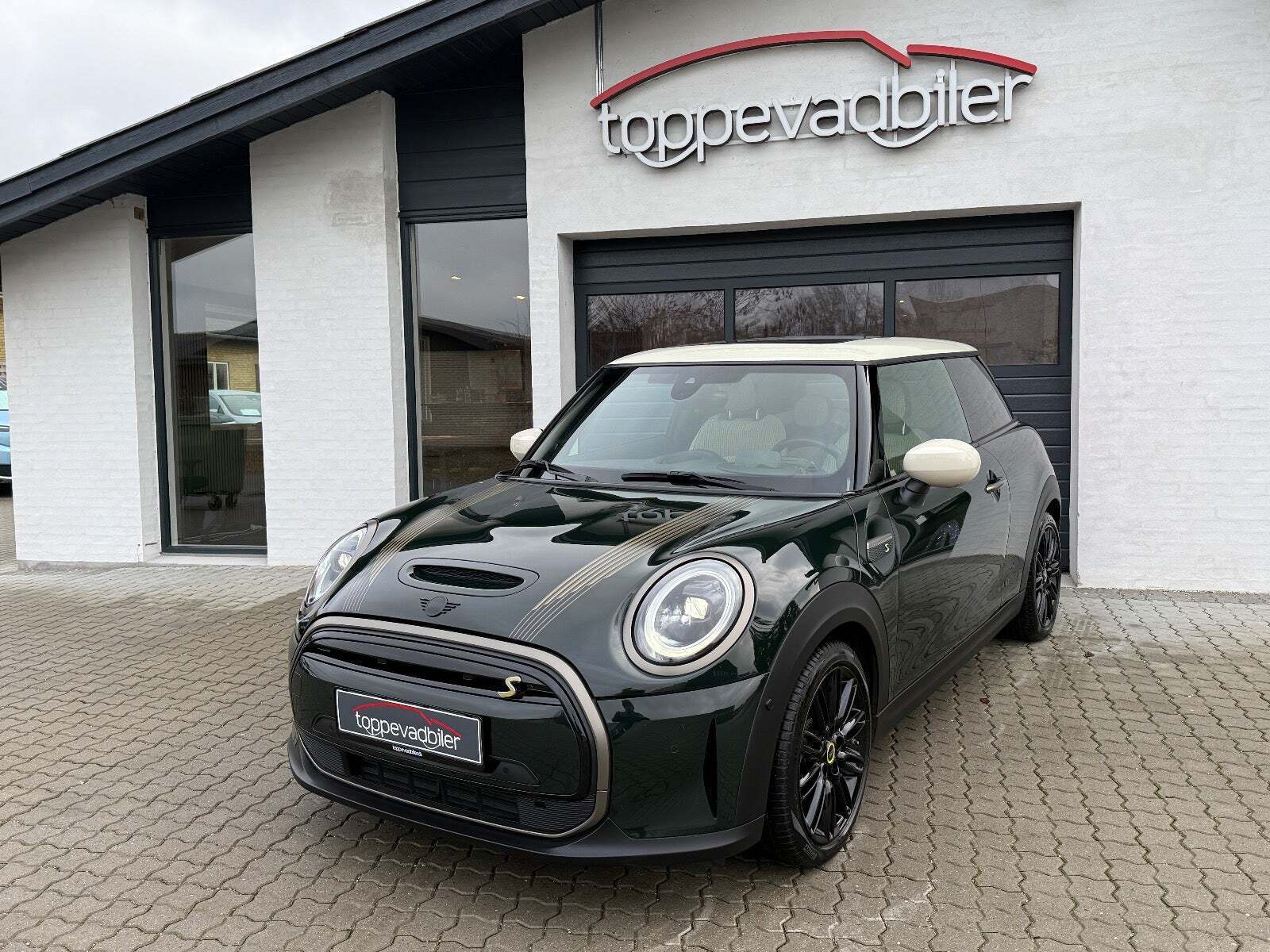 Mini Cooper SE Resolute Edition