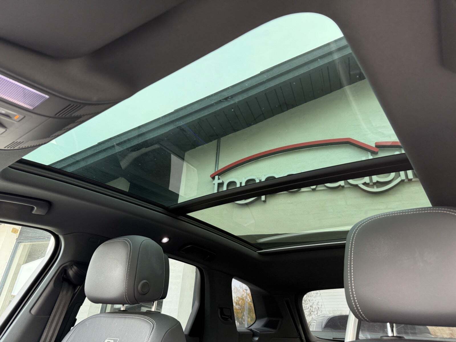 VW Touareg 3,0 TDi 286 R-line aut. 4Motion Van