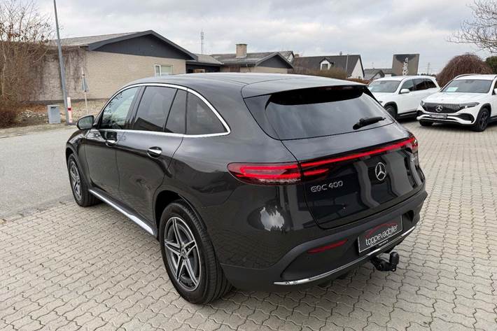 Grå Mercedes EQC400 fra 2021