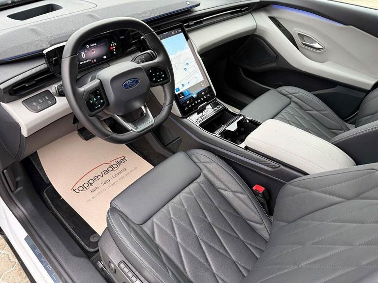 Ford Explorer 77 Premium Extended Range