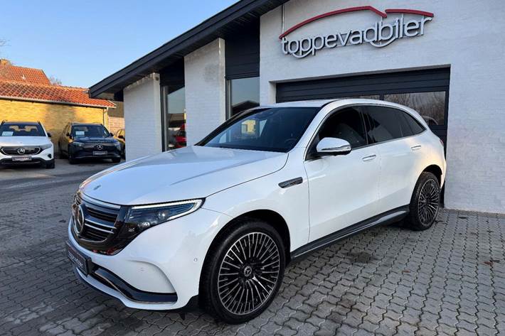 Hvid Mercedes EQC400 fra 2022