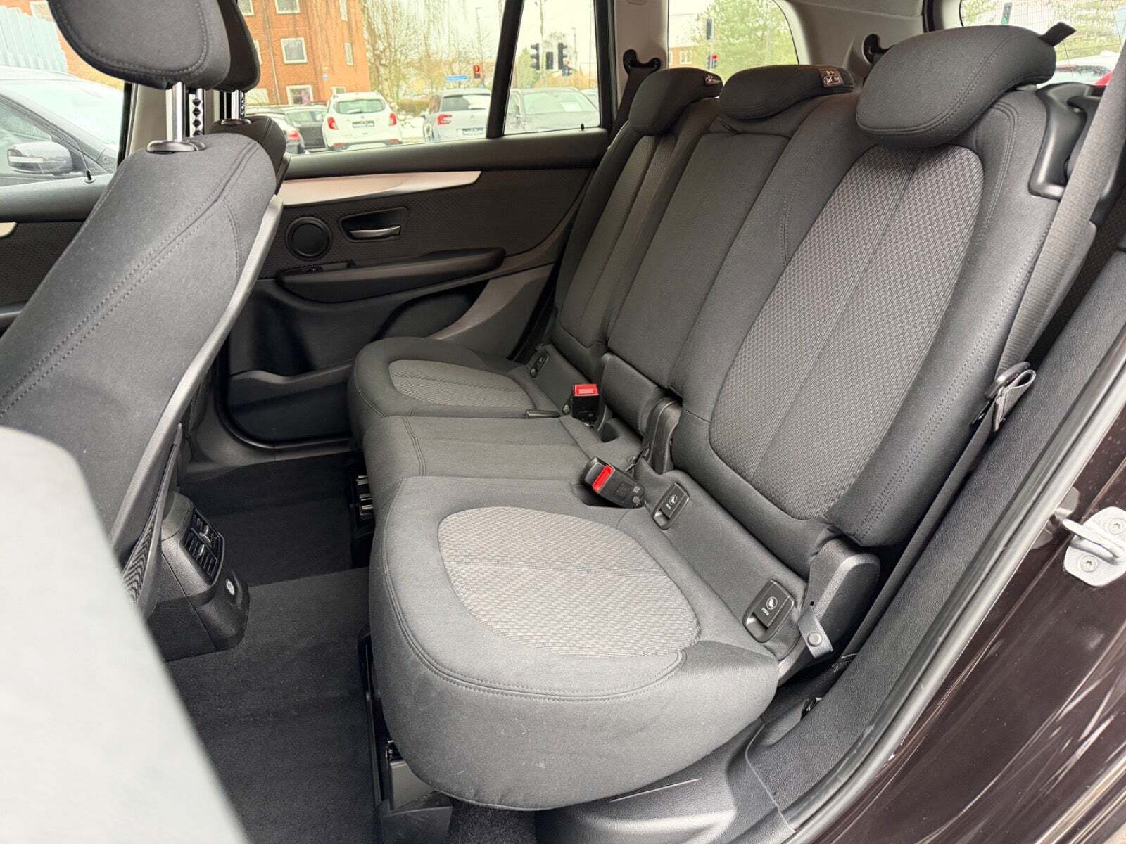 undefined BMW 218d fra 2017