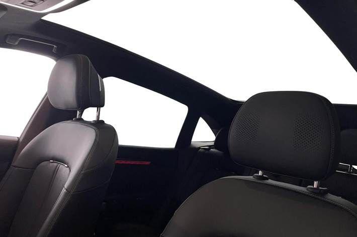 Hvid Zeekr 7X fra 2025