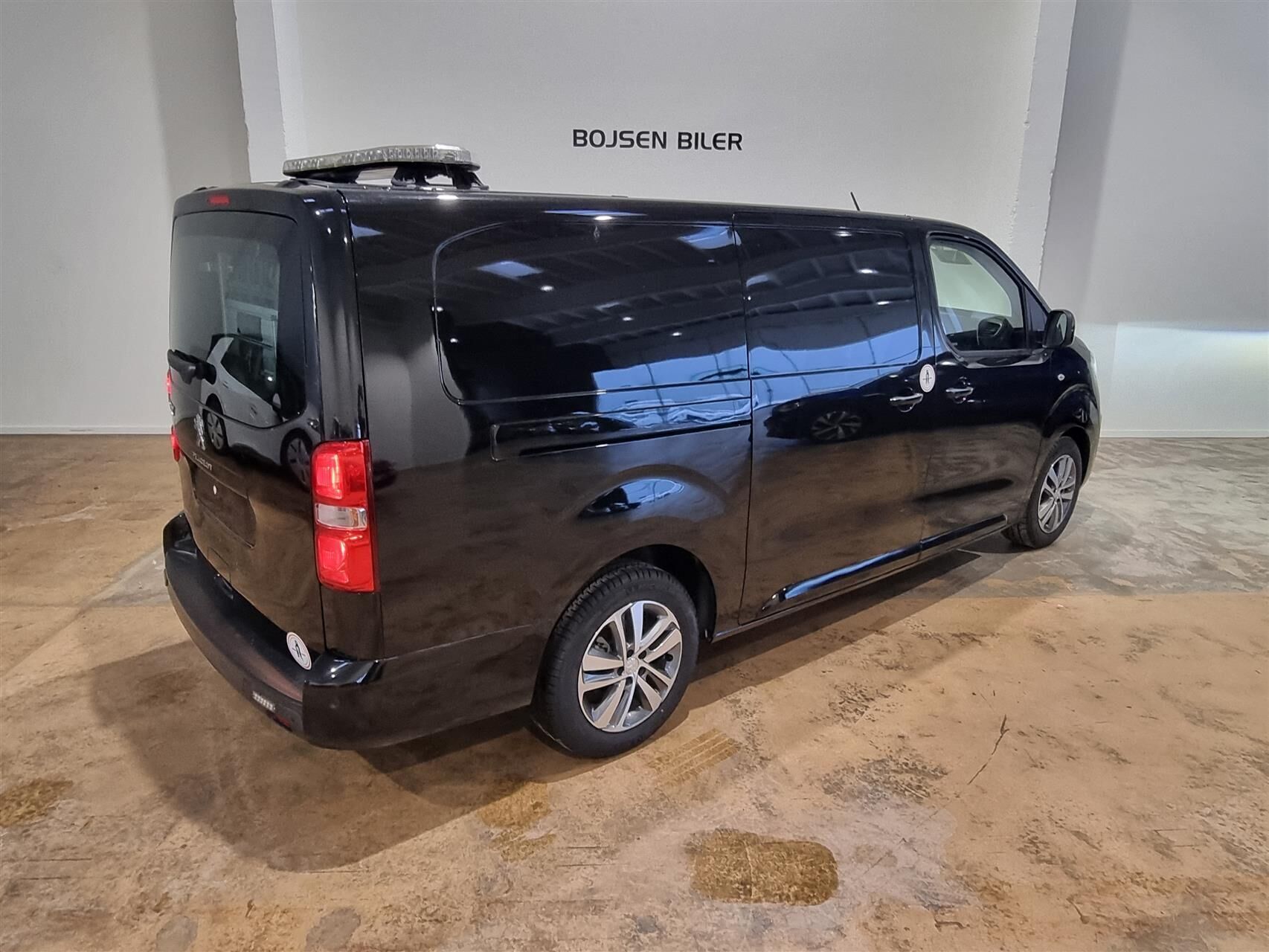 Peugeot Expert 2,0 L3 BlueHDi Ultimate EAT8 177HK Van 8g Aut.