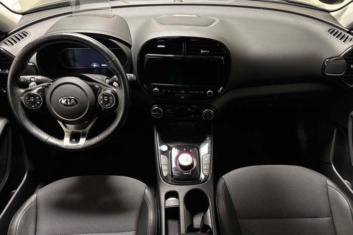 Grå Kia e-Soul fra 2022