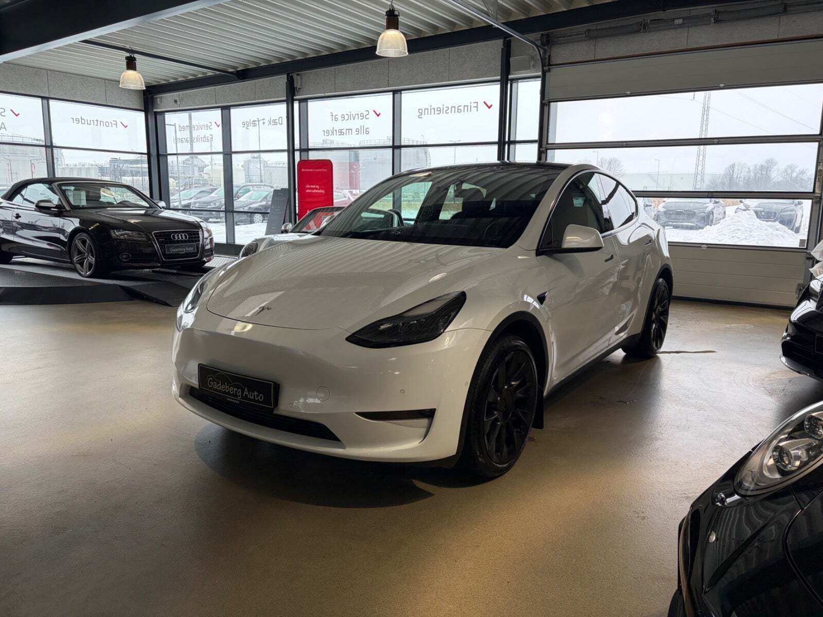 Tesla Model Y Long Range AWD