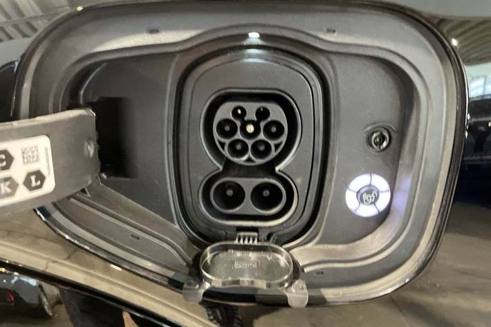 Sort Ford Mustang Mach-E fra 2023