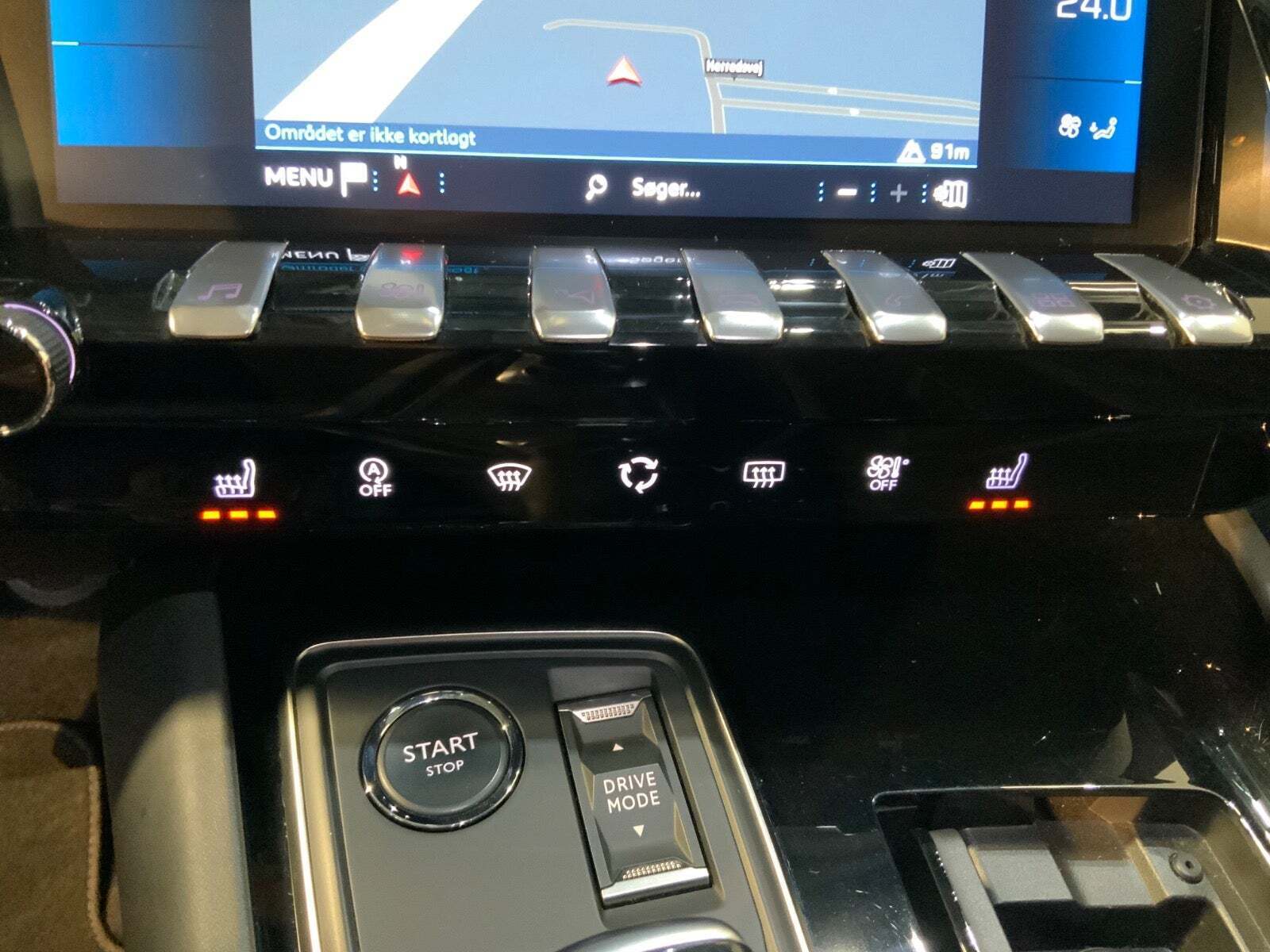 Blå Peugeot 508 fra 2018