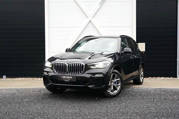 undefined BMW X5 fra 2021 set udefra