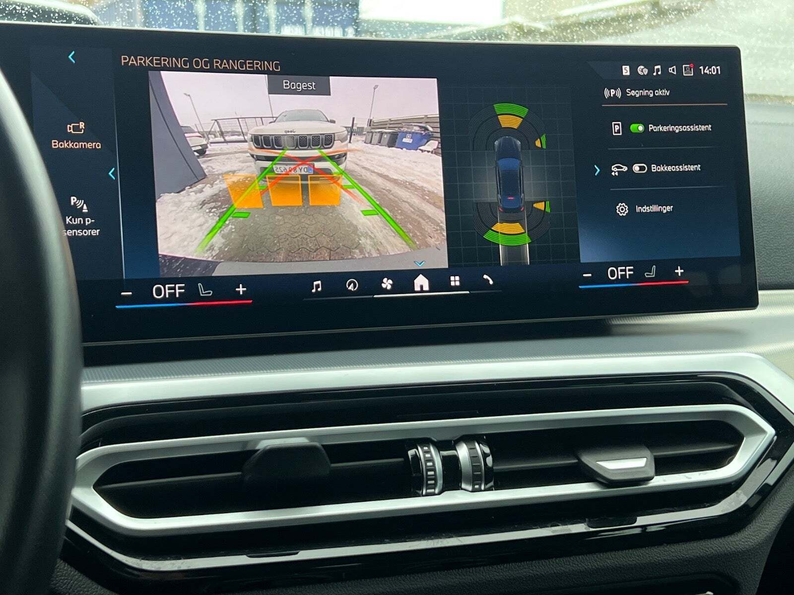 Sort BMW i4 fra 2023