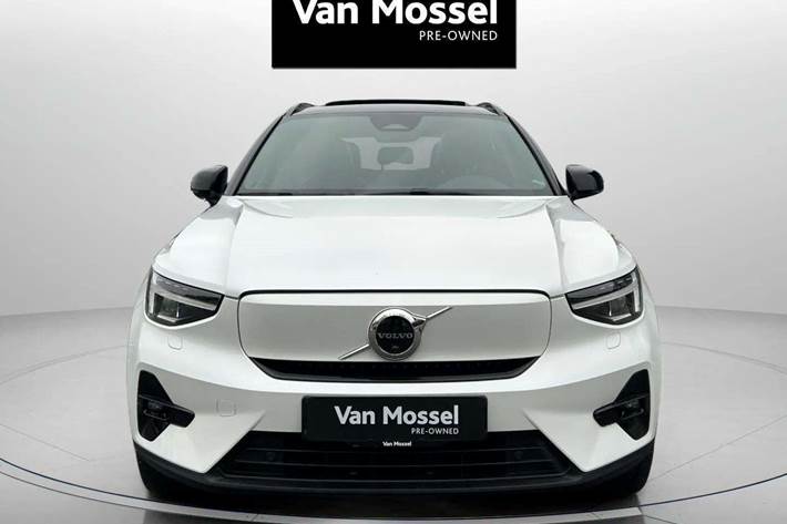 Hvid Volvo XC40 fra 2022