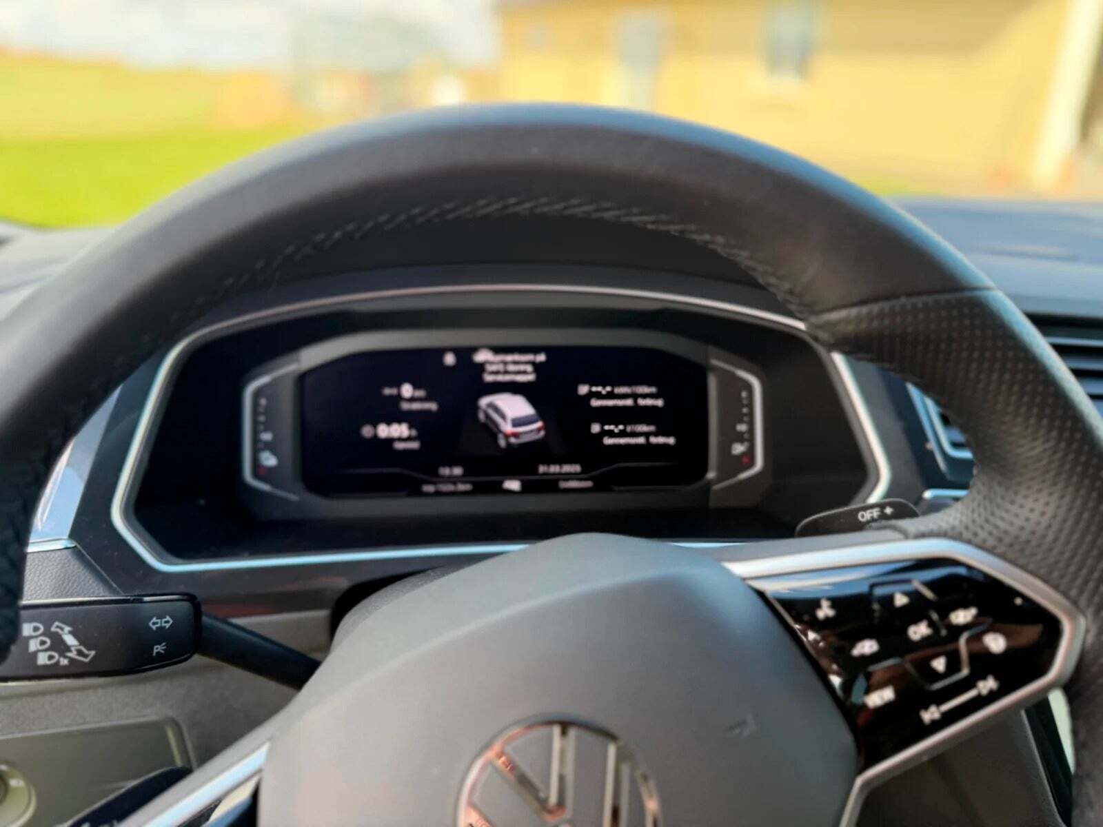 Hvid VW Tiguan fra 2022