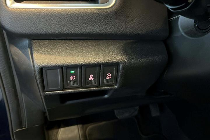 Blå Suzuki S-Cross fra 2019