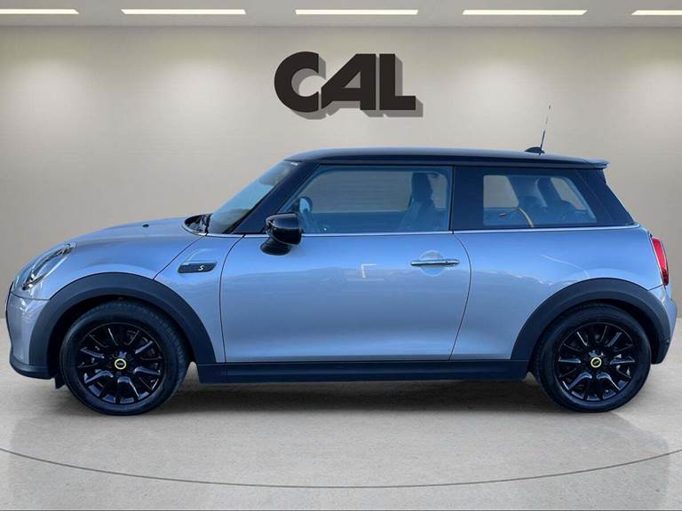 Mini Cooper SE Essential