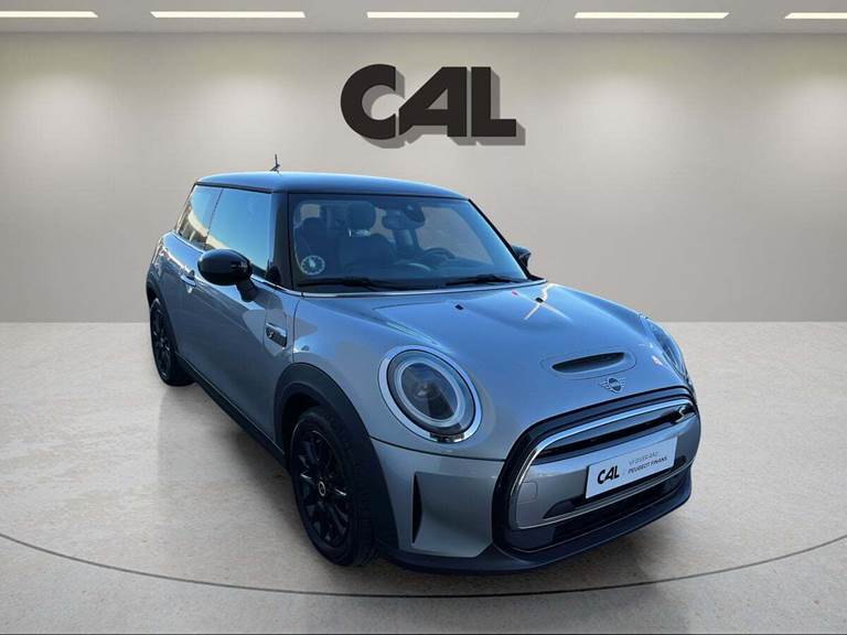 Mini Cooper SE Essential